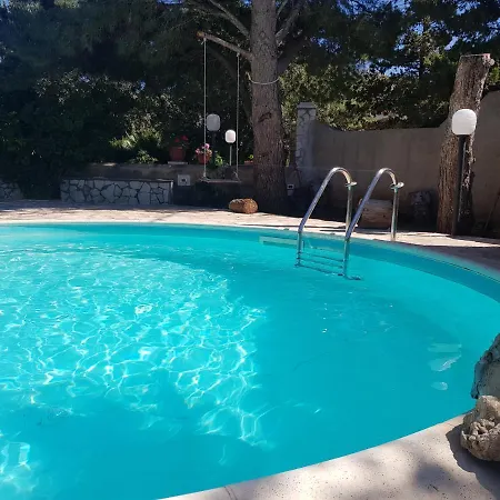 Alba Villa Valderice